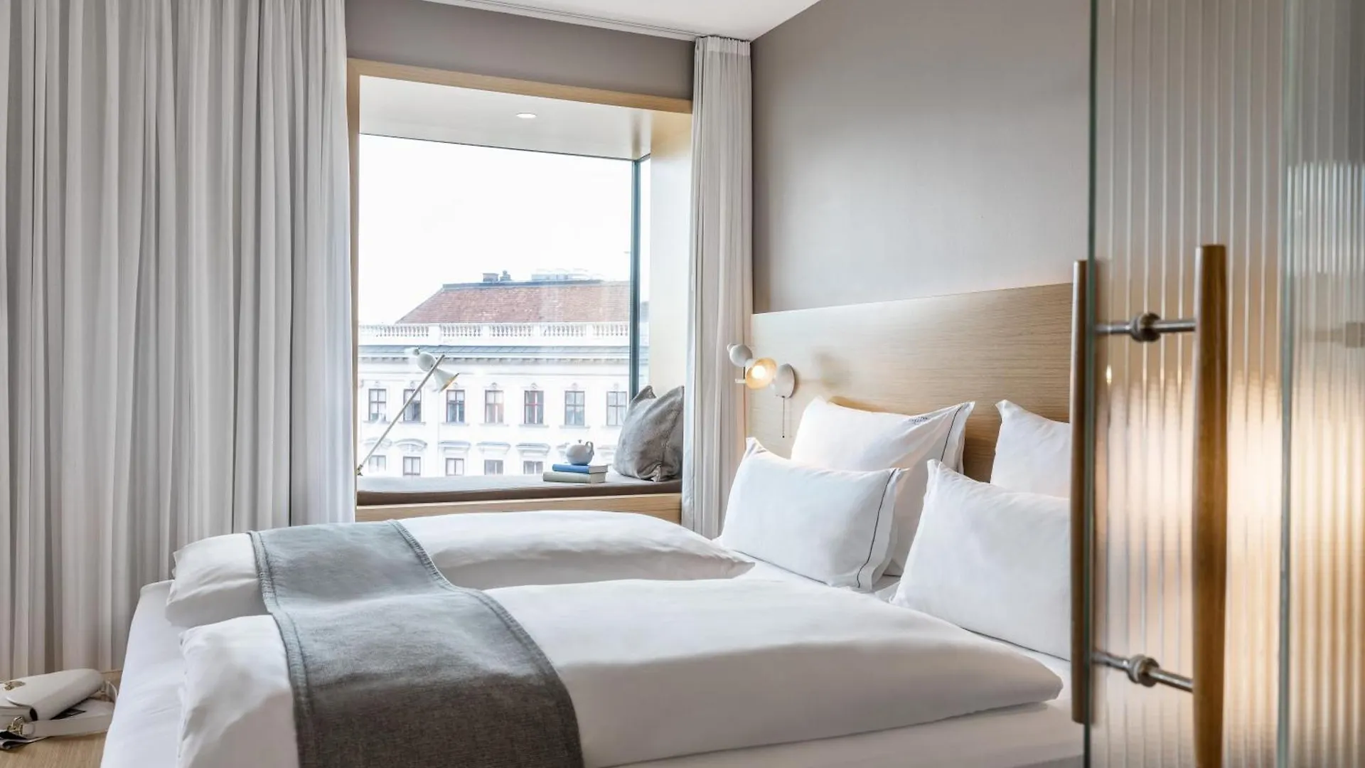 ***** Hotel The Guesthouse Vienna Austria