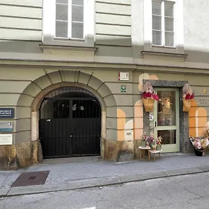 Apartment Zum Dom 